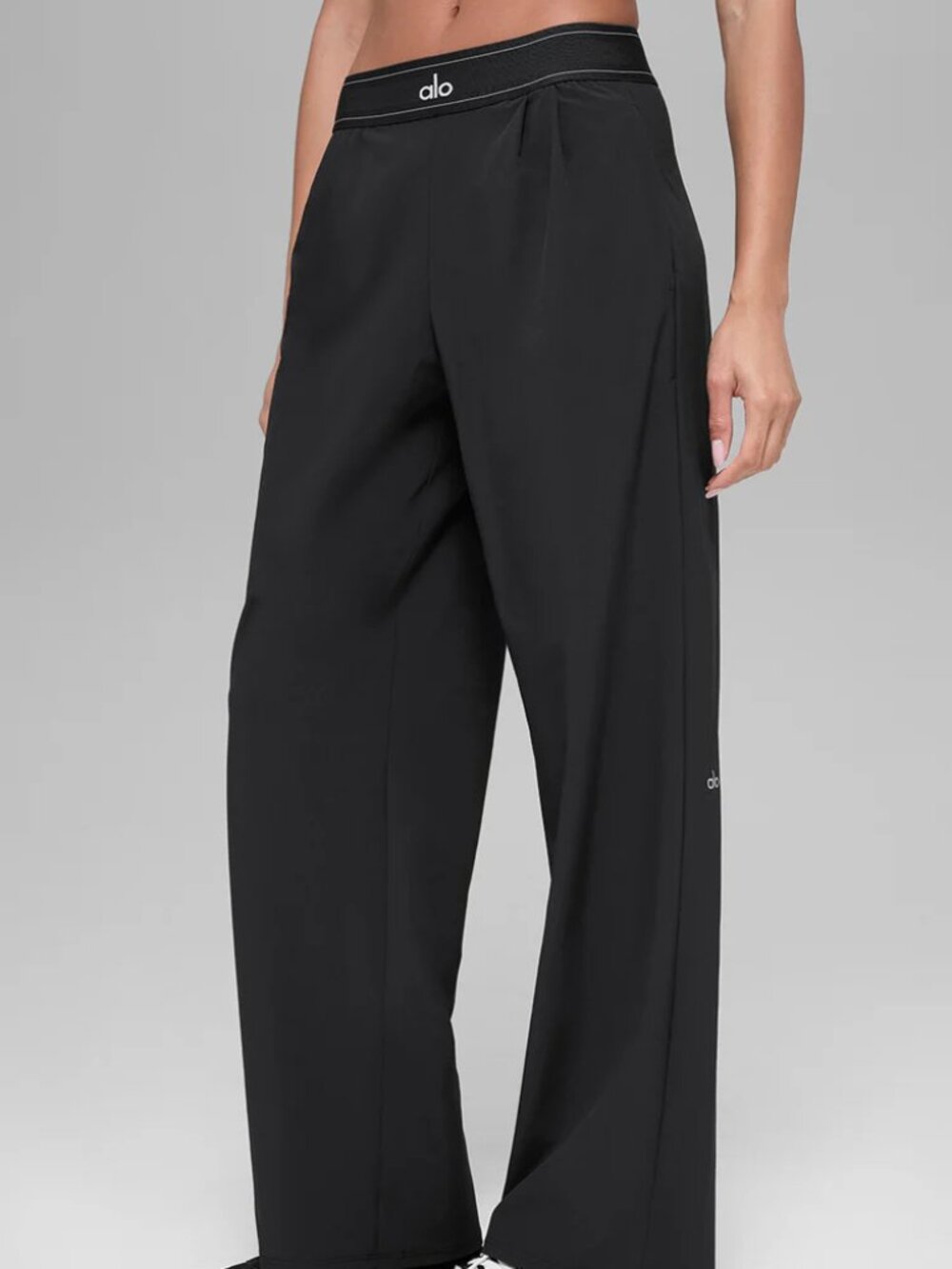 Brand new ALO Yoga🏀Suit Up Trouser Black Wide-Leg Performance Pants